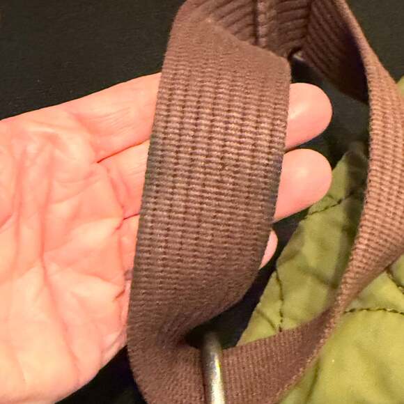 Y2K Fossil Key-Per Moss Green Quilted Nylon Crossbody Bag with Leather Trim - Picture 12 of 14